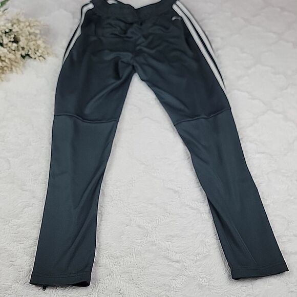 ADIDAS Joggers /Track Pants‎ - Picture 8 of 8